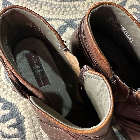 Born Brown Leather Booties Size Women’s 8 - Picture 9 of 11